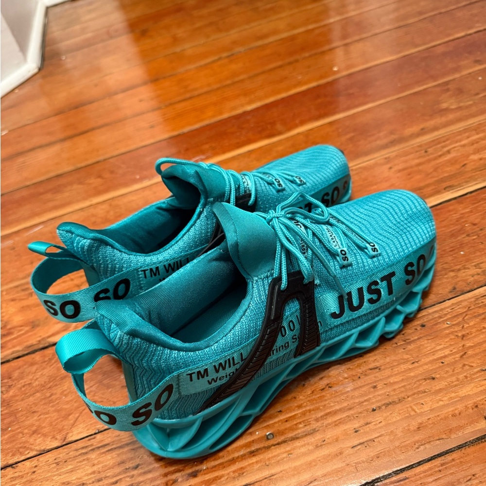 Women’s Shoes